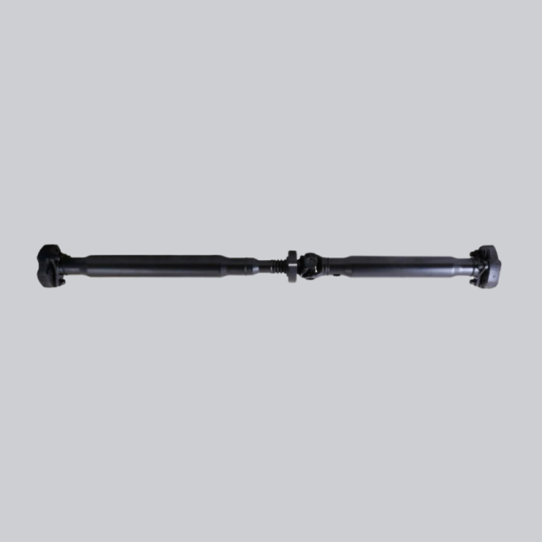 BMW Serie 3 F30, F31, S4, F32, F33 PropShaft with reference 26107632653.